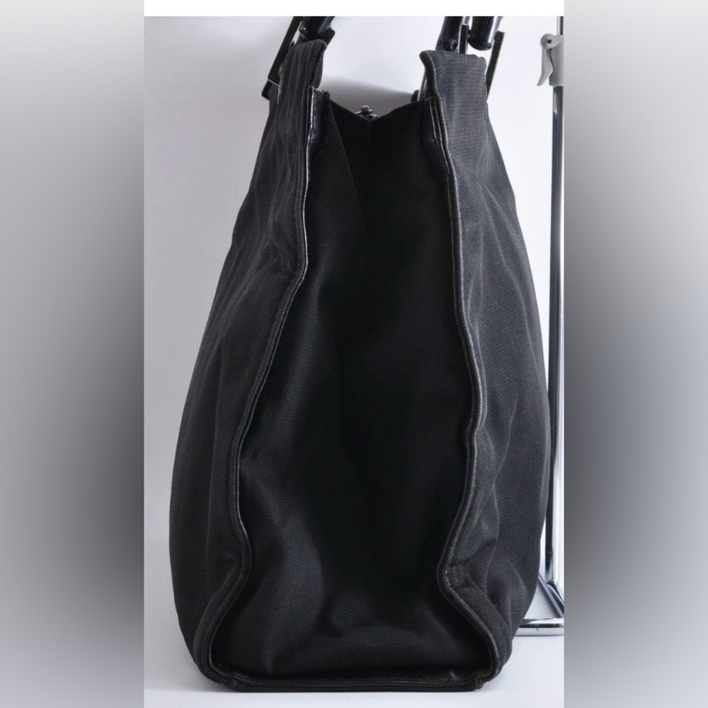 Vintage Gucci black nylon bamboo top handle tote bag pre-owned - Picture 3 of 15